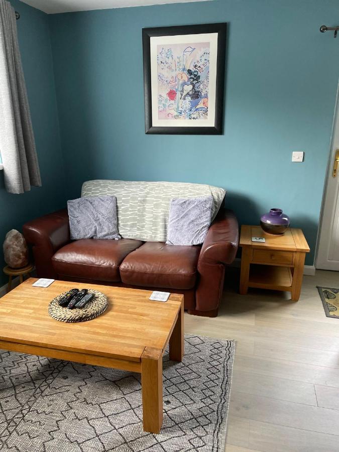 'Kodi'S Place' Well Appointed 1 Bedroom Apartment With Excellent Transport Links And Free Wi-Fi Whiteabbey Exteriör bild