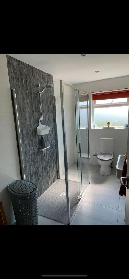 'Kodi'S Place' Well Appointed 1 Bedroom Apartment With Excellent Transport Links And Free Wi-Fi Whiteabbey Exteriör bild